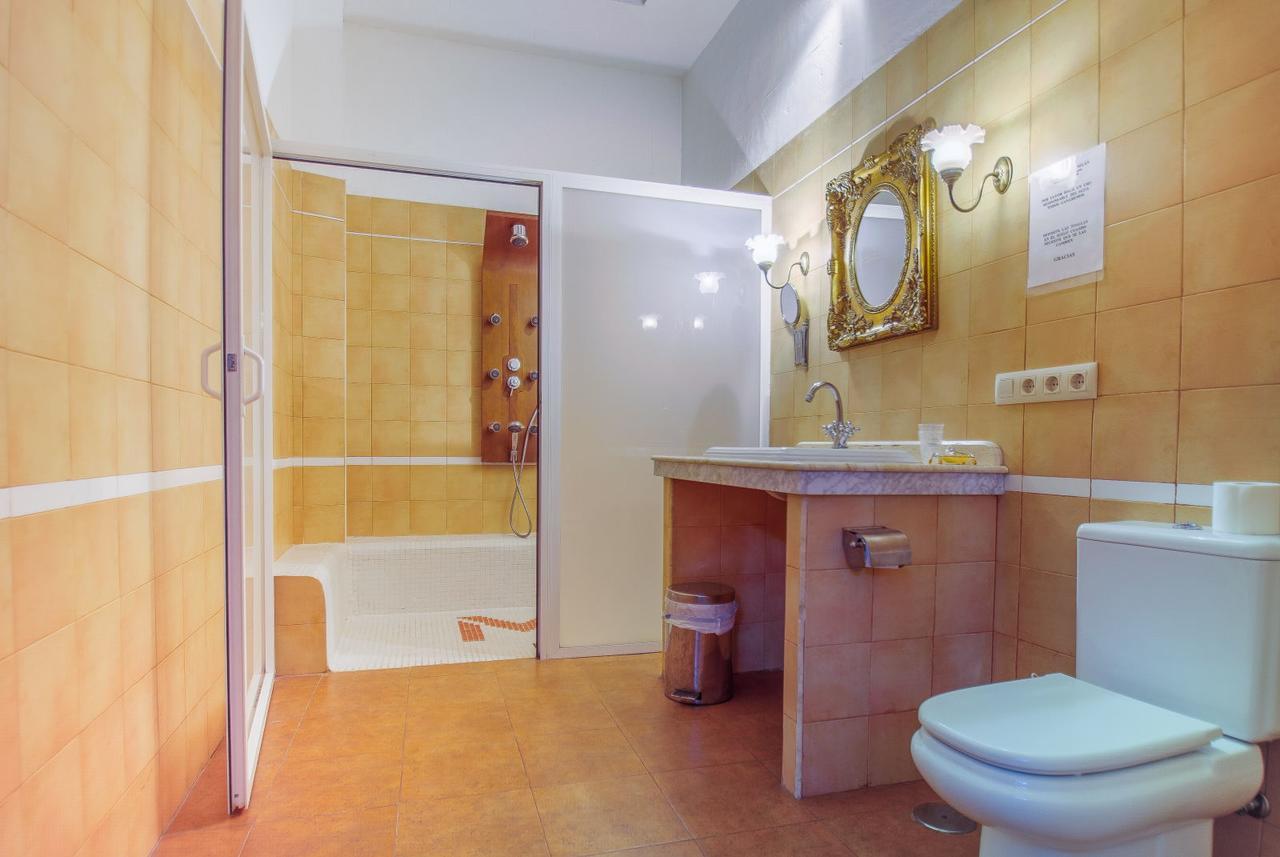 Hostal Nuevo Milan I San Clemente  Luaran gambar